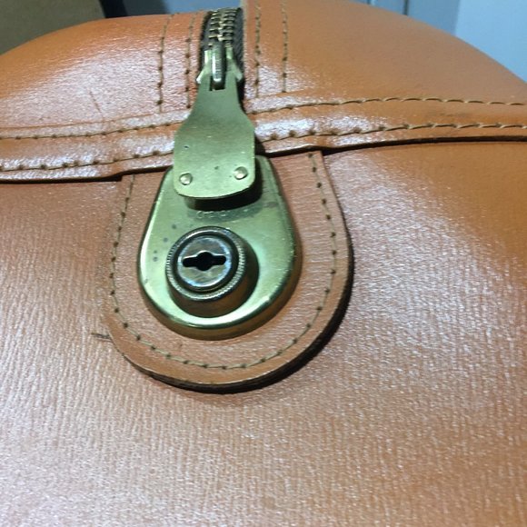 VINTAGE CHENEY ENGLAND LEATHER BAGS - Picture 7 of 15